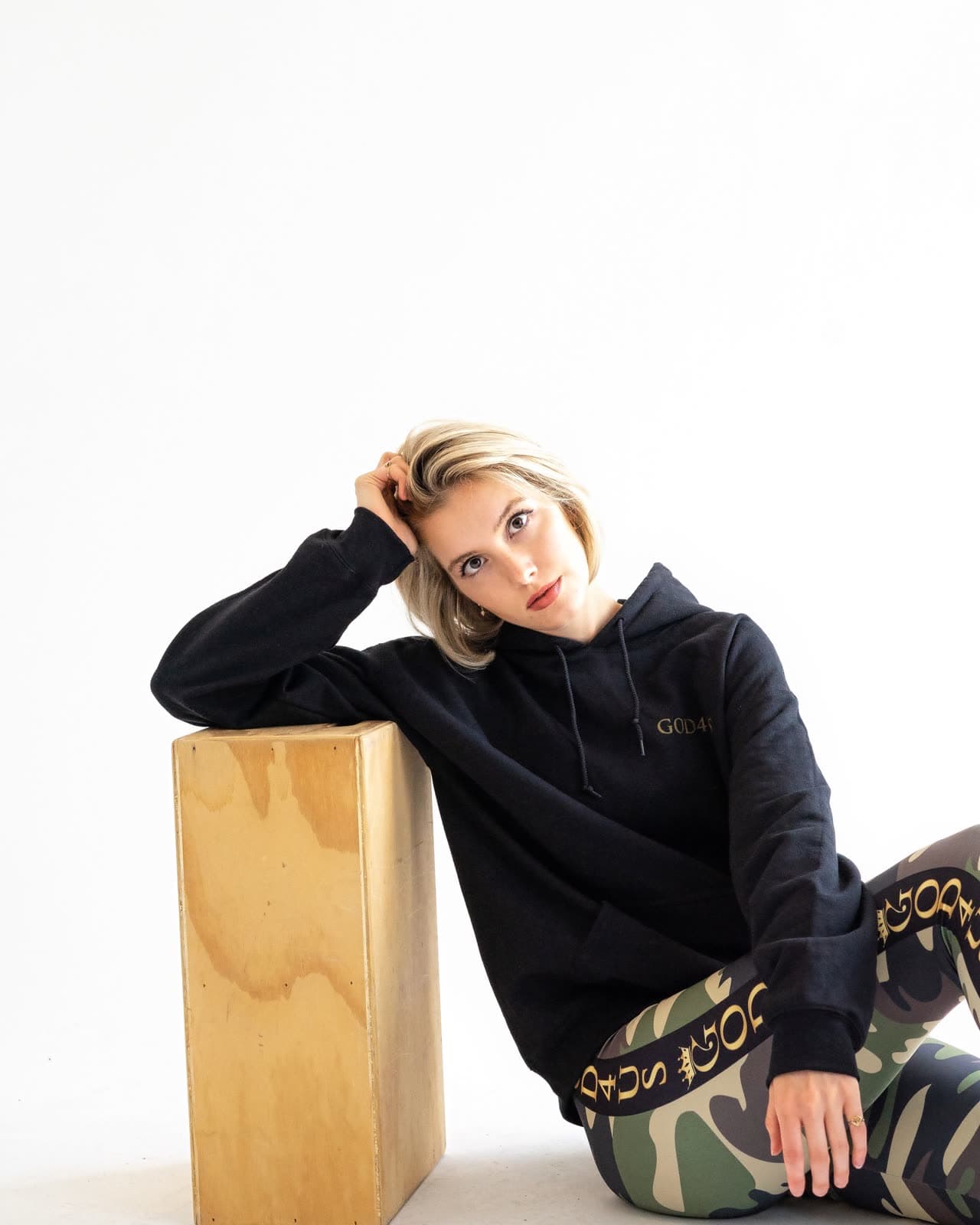 hoodie 04